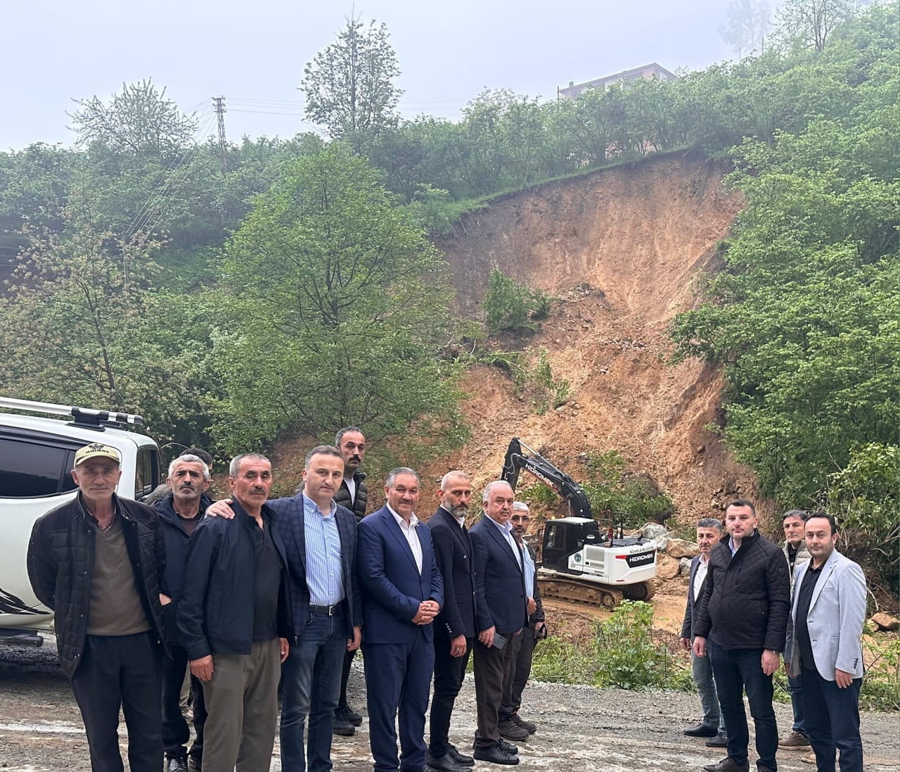 GİRESUN’UN BULANCAK İLÇESİNE BAĞLI KOVANLIK BELDESİNDE MEYDANA GELEN HEYELAN SONRASI BÖLGEDE...