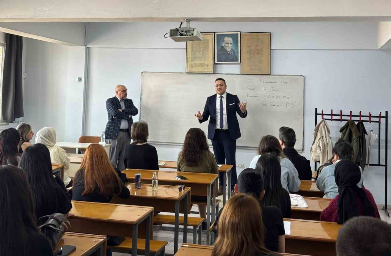 GİRESUN ÜNİVERSİTESİ GİRESUN MESLEK YÜKSEKOKULU BANKACILIK VE SİGORTACILIK PROGRAMI TARAFINDAN...