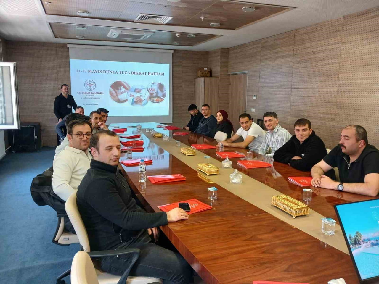 GÖÇ İDARESİ PERSONELLERİNE HALK SAĞLIĞI EĞİTİMİ VERİLDİ