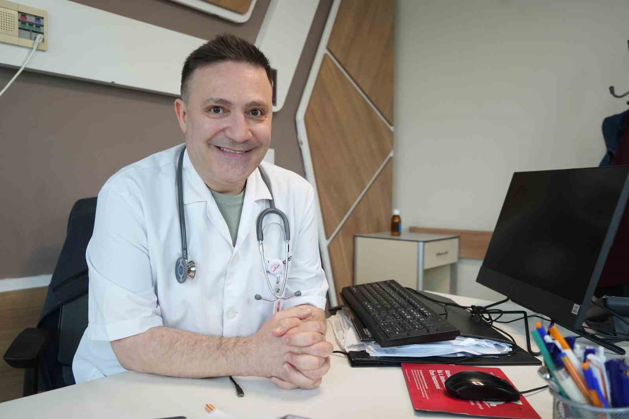 GÖĞÜS HASTALIKLARI UZMANI PROF. DR. ŞEVKET ÖZKAYA