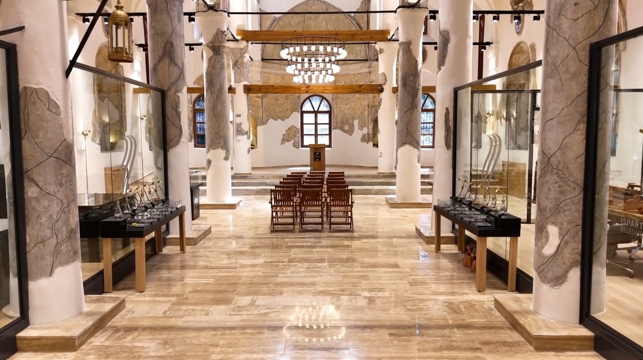 GÜL VE GÜL YAĞI ÜRETİMİYLE DÜNYACA TANINAN ISPARTA’DA, 1750’Lİ YILLARDAN KALMA AYA BANİYA KİLİSESİ...
