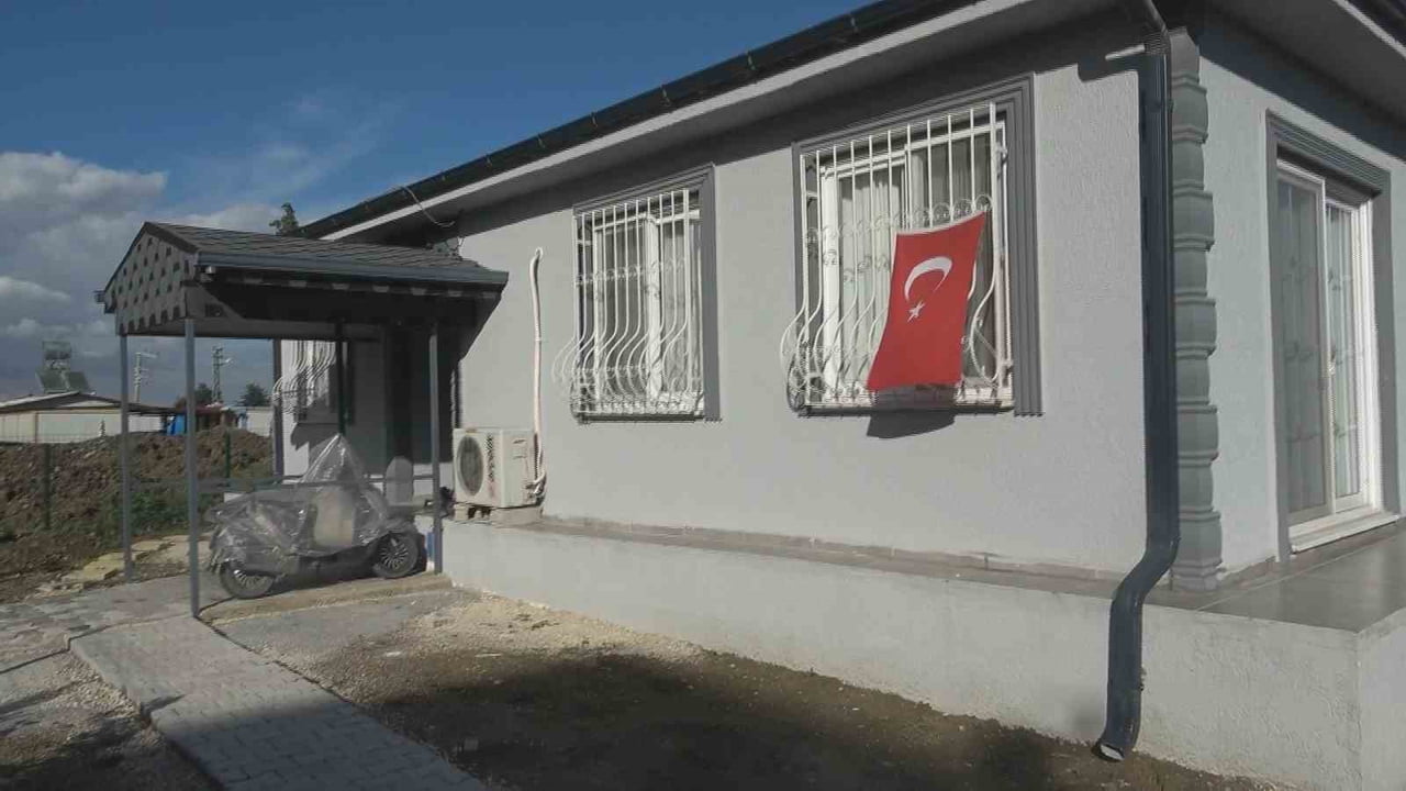 GÜLCAN AYDIN'IN EVİ