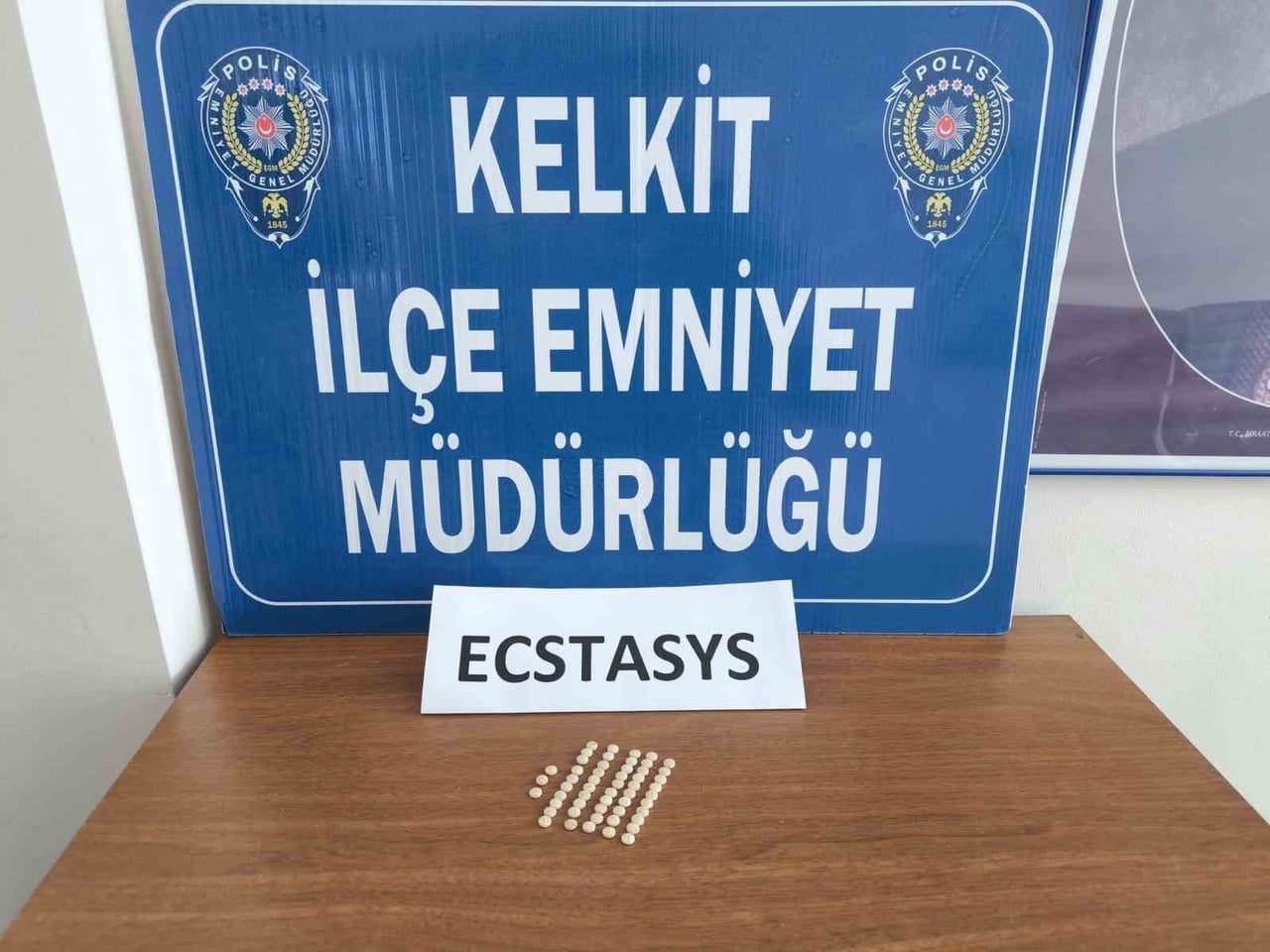 GÜMÜŞHANE’DE SON 15 GÜN İÇERİSİNDE GERÇEKLEŞTİRİLEN ASAYİŞ, TRAFİK, NARKOTİK VE KAÇAKÇILIK...