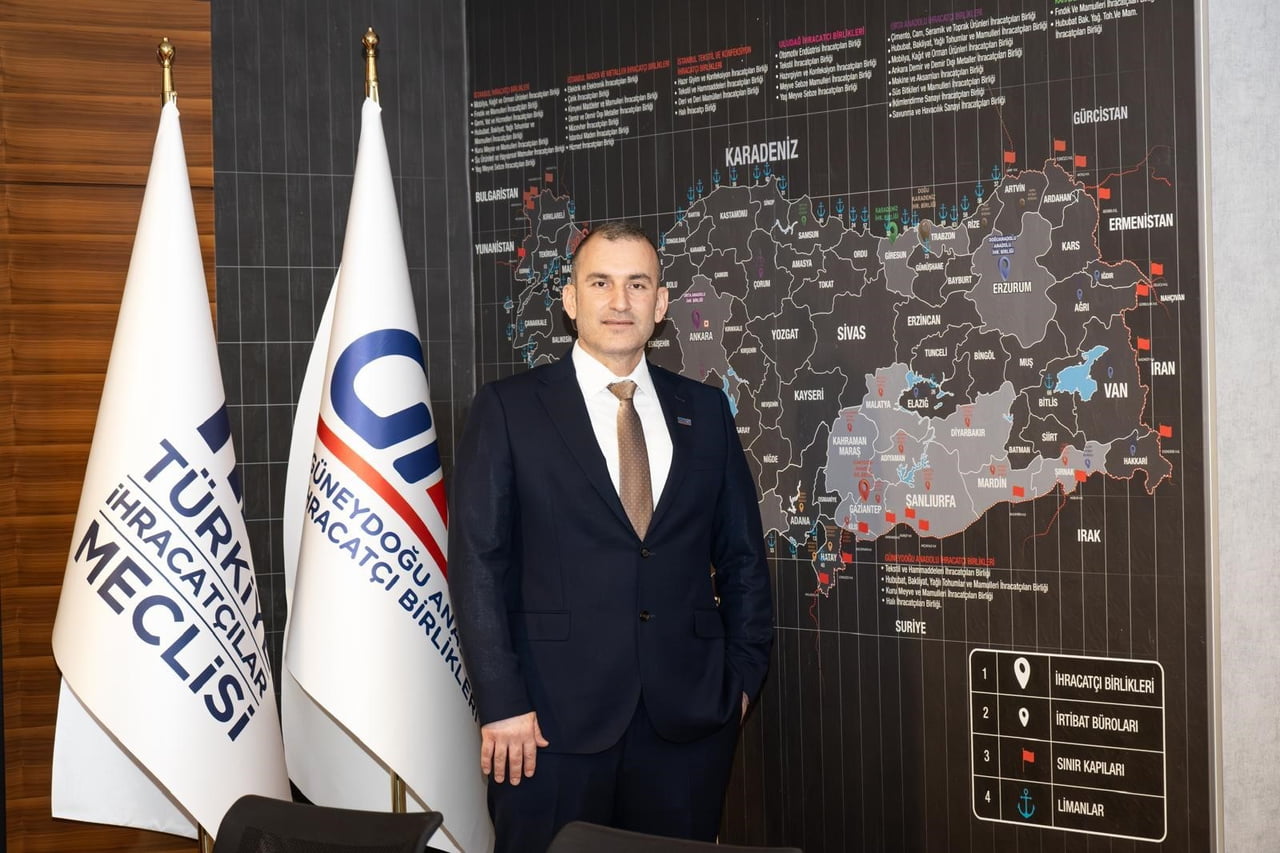 GÜNEYDOĞU ANADOLU KURU MEYVE VE MAMULLERİ İHRACATÇILARI BİRLİĞİ BAŞKANI MURAT BAKIR,