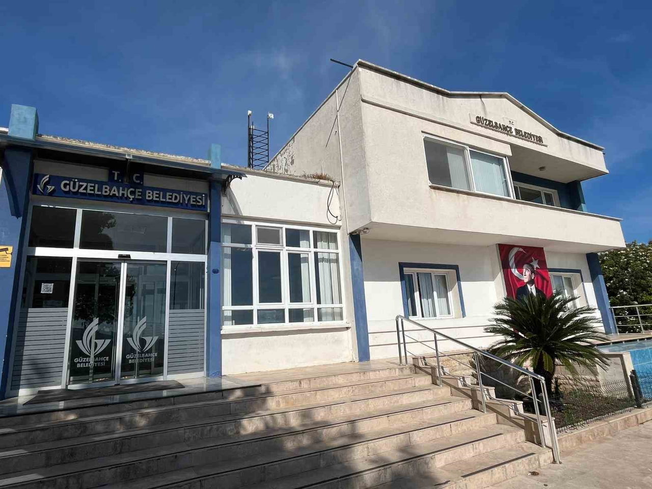 GÜZELBAHÇE BELEDİYESİNE YÖNELİK OPERASYONDA BAŞKAN MUSTAFA GÜNAY DAHİL 5 ŞÜPHELİ GÖZALTINA...