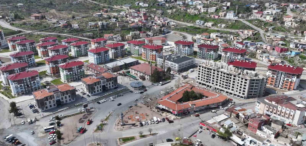HACILAR BELEDİYE BAŞKANI BİLAL ÖZDOĞAN; İLÇEDE 3. ETAP KENTSEL DÖNÜŞÜM ÇALIŞMALARININ ARALIKSIZ...