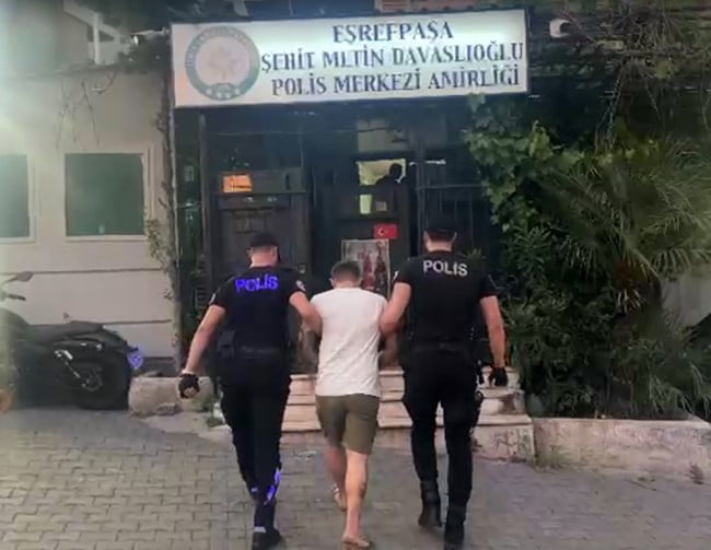 HAKKINDA DOLANDIRICILIK SUÇUNDAN 42 YIL 3 AY 15 GÜN KESİNLEŞMİŞ HAPİS CEZASI BULUNAN ŞAHIS...