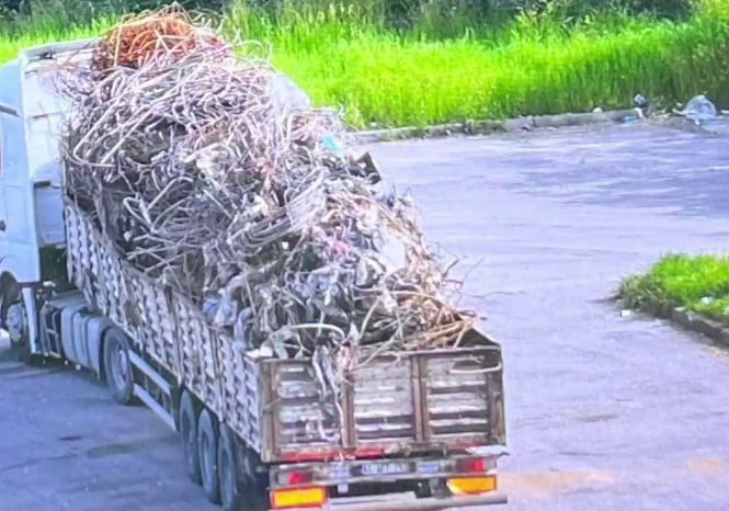 HATAY’DA OTOYOL JANDARMASI TARAFINDAN GERÇEKLEŞTİRİLEN DENETİMLERDE KURALLARI HİÇE SAYARAK GERİ...