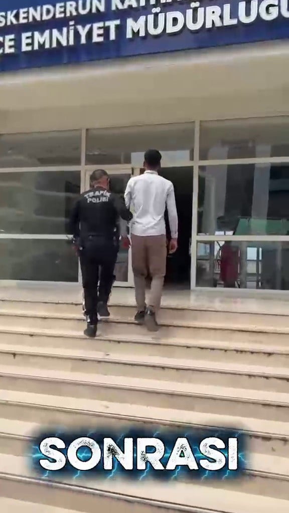 HATAY’DA PLAKASINI SÖKTÜĞÜ MOTOSİKLETLE AKROBASİK ŞOVLAR YAPAN VE O ANLARI SOSYAL MEDYADA PAYLAŞAN...