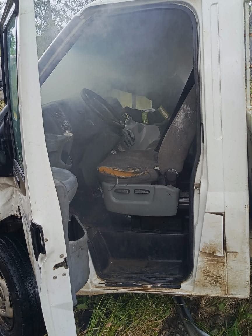 HATAY’DA SEYİR HALİNDEYKEN MOTOR KISMI ALEVLERE TESLİM OLAN OTOMOBİLDE ÇIKAN YANGIN...