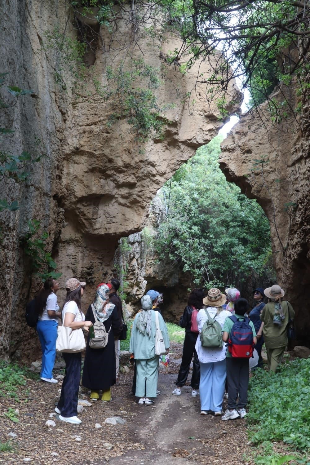 HATAY ÖĞRETMEN AKADEMİLERİ PROGRAMINA KATILAN ÖĞRETMENLER, SAMANDAĞ’DAKİ ÇEVLİK ÖRENYERİ VE ST....