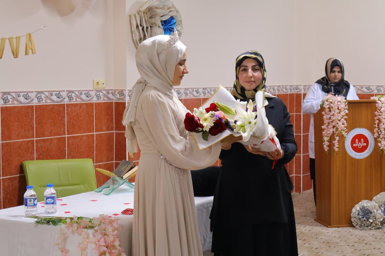 HAVVANUR ÇAKAR VE MÜFTÜ YARDIMCISI İLİM TATLI