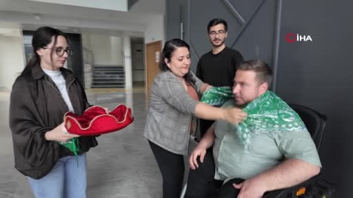 Hayalindeki üniformayı giydi: Serkan'ın mutluluğu gözleri doldurdu
