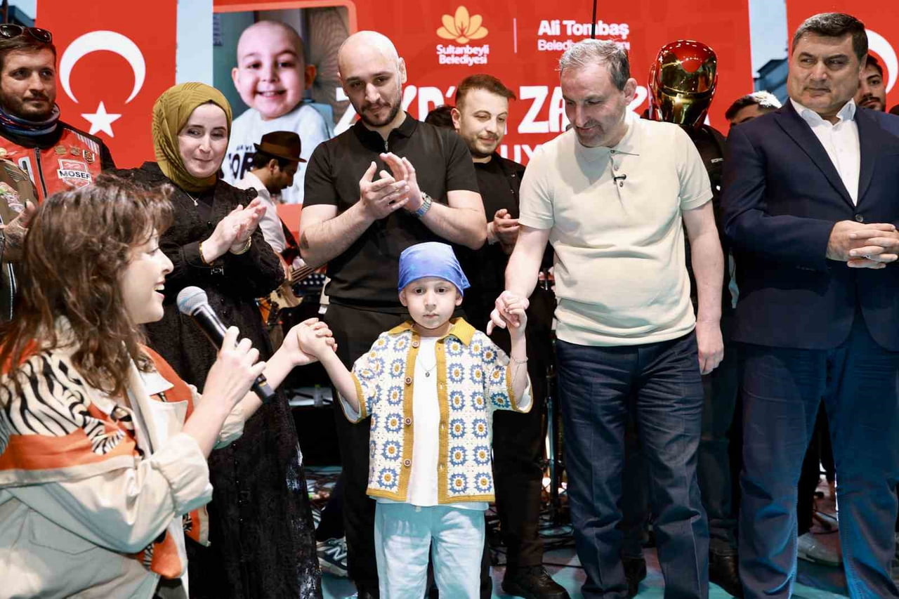 HENÜZ 3,5 YAŞINDAYKEN KANSER TEŞHİSİ KONULAN VE YAKLAŞIK BİR YIL SÜREN ZORLU TEDAVİ SÜRECİNİN...