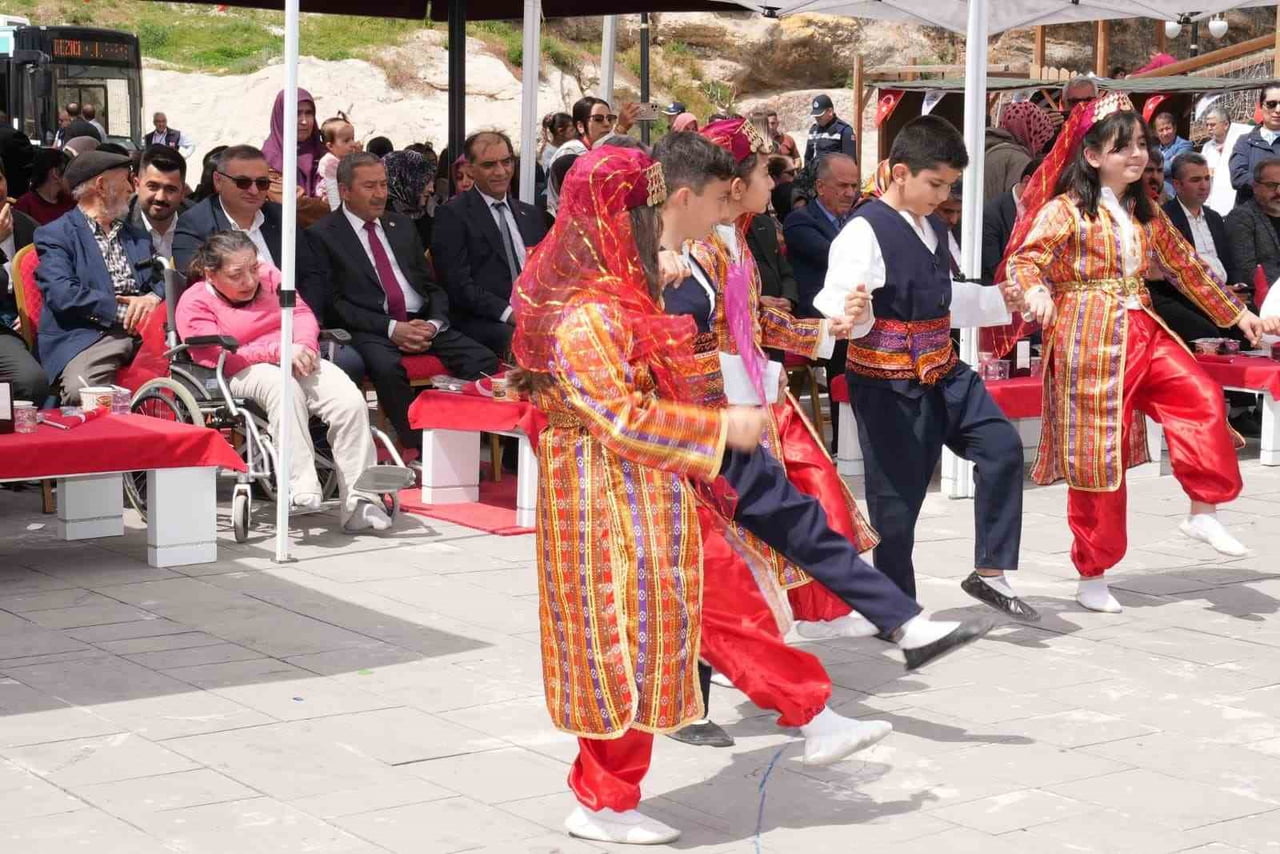 HIDIRELLEZ ŞENLİĞİ’NDE BİRLİK VE BERABERLİK MESAJI