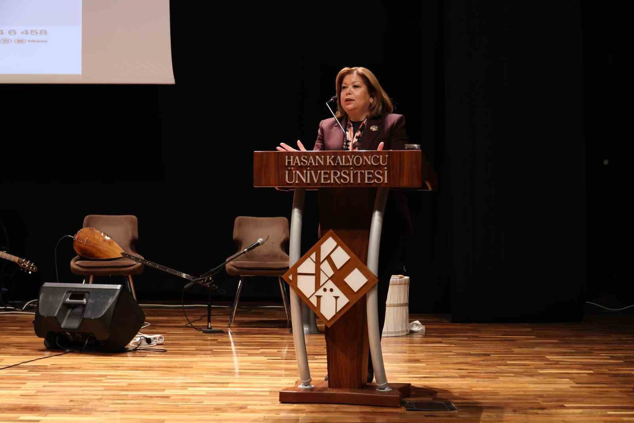 HKÜ REKTÖR V. PROF. DR. GÜL RENGİN KÜÇÜKERDOĞAN