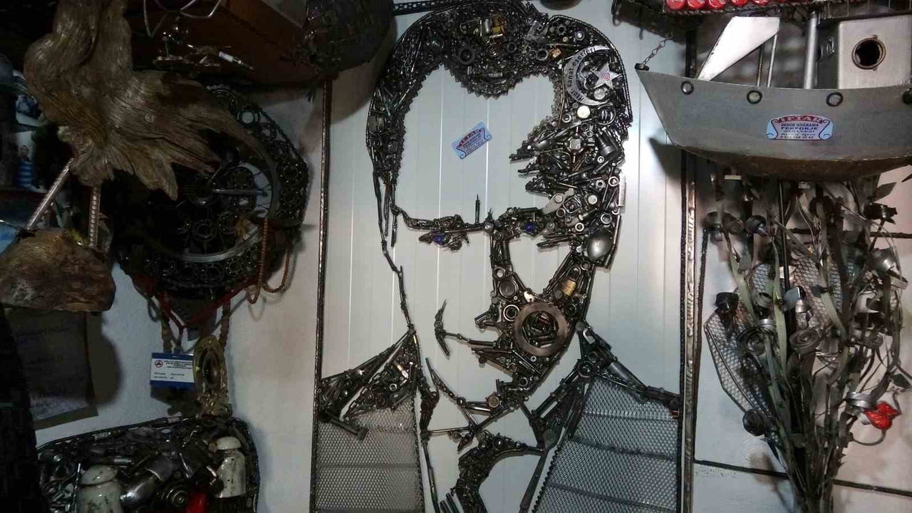 HURDA DEĞİL HAZİNE MUĞLA’DA ATIKLARDAN SANAT DOĞUYOR