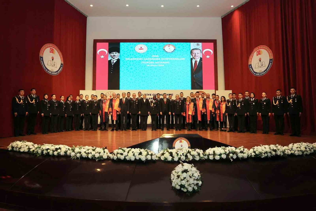İÇİŞLERİ BAKANI MUSTAFA ÇİFTÇİ, JANDARMA VE SAHİL GÜVENLİK AKADEMİMİZDE "GELENEKSEL ÇARŞAMBA...