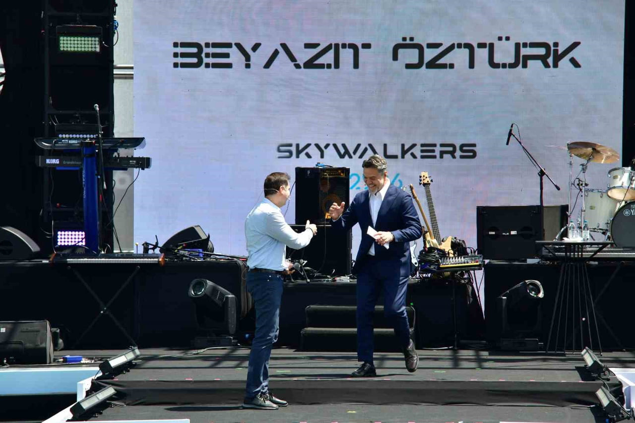 İGA İSTANBUL HAVALİMANI, BU KEZ ÇALIŞANLARINI AĞIRLIYOR. GELENEKSELLEŞEN SKYWALKERS ETKİNLİĞİNİN...