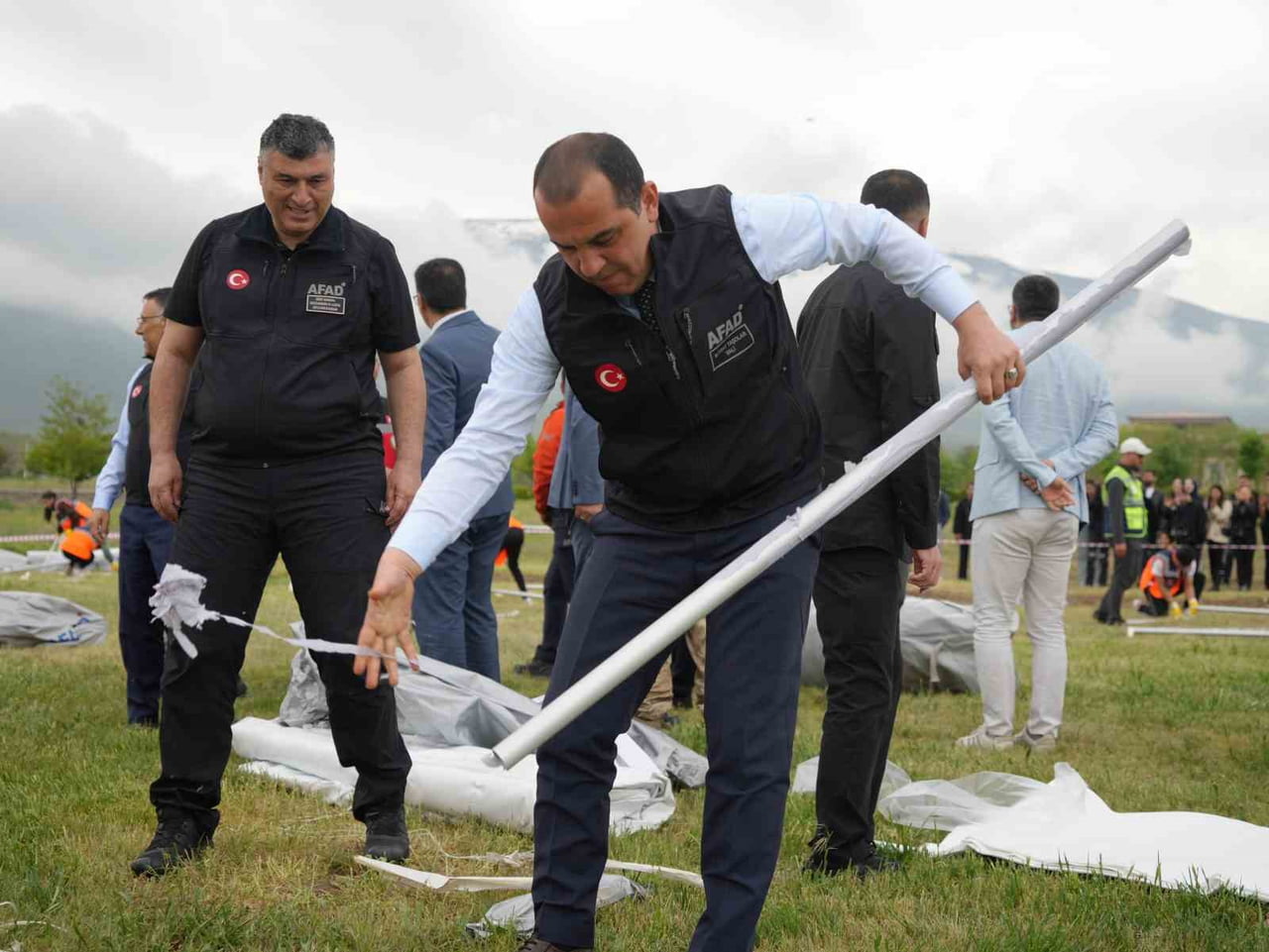 IĞDIR ÜNİVERSİTESİ İLE AFAD İŞ BİRLİĞİNDE DÜZENLENEN "AFETE HAZIR KAMPÜS ÇADIRKENT KURMA...