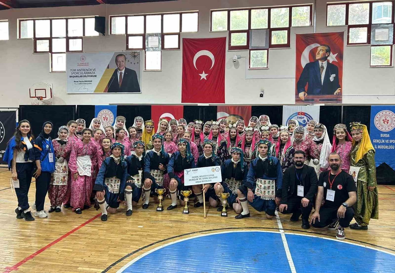 İNEGÖL BELEDİYESİ HALK DANSLARI TOPLULUĞU, GENÇLİK VE SPOR BAKANLIĞI TÜRKİYE HALK OYUNLARI...