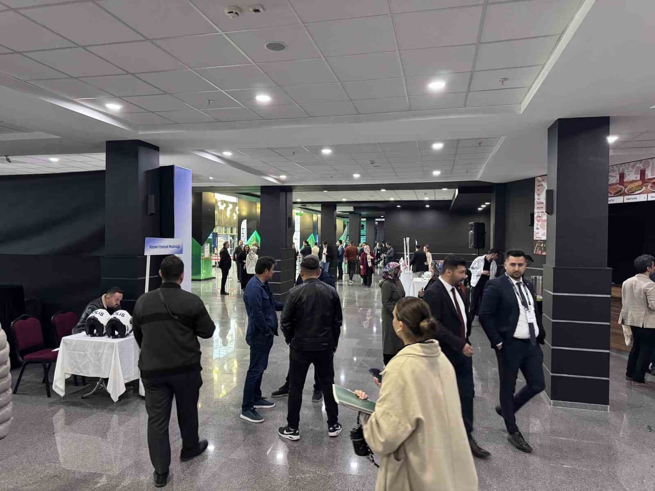 İŞKUR KAYSERİ İL MÜDÜRLÜĞÜ TARAFINDAN DÜZENLENEN İSTİHDAM BULUŞMALARI KAPSAMINDA İŞ ARAYAN BİN 500...