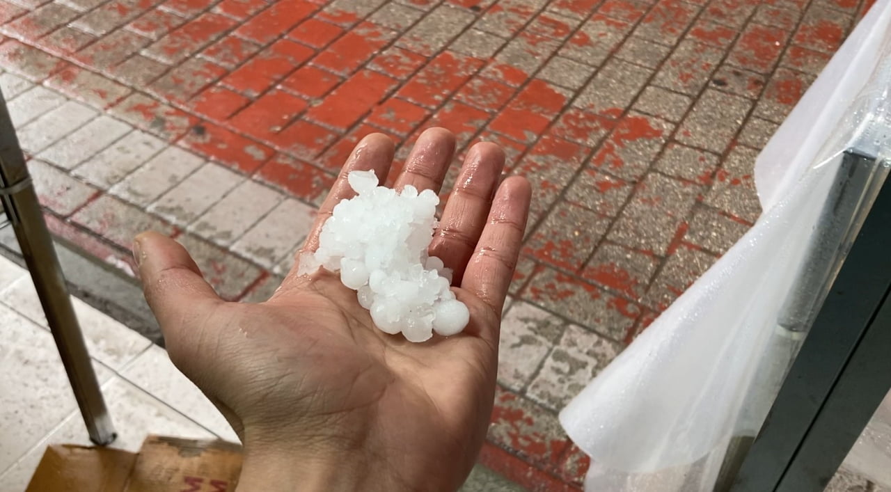 ISPARTA’DA MERKEZ VE BİRÇOK İLÇEDE ETKİLİ OLAN SAĞANAK YAĞIŞ GÜNLÜK YAŞAMI OLUMSUZ ETKİLERKEN...