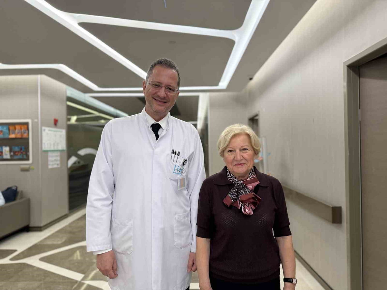 İSTANBUL'DA YAŞAYAN 77 YAŞINDAKİ ÜLKÜ KARATAŞ, CHECK UP'INDA FARK EDİLEN, BELİRTİSİZ İLERLEYEN...