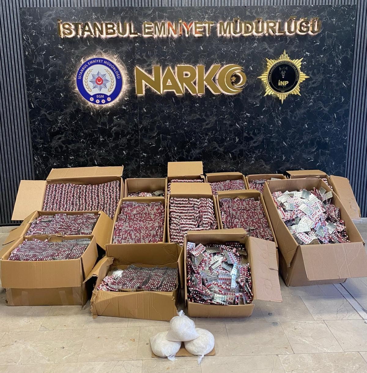 İSTANBUL EMNİYET MÜDÜRLÜĞÜ NARKOTİK SUÇLARLA MÜCADELE ŞUBE MÜDÜRLÜĞÜ’NCE YAPILAN UYUŞTURUCU...
