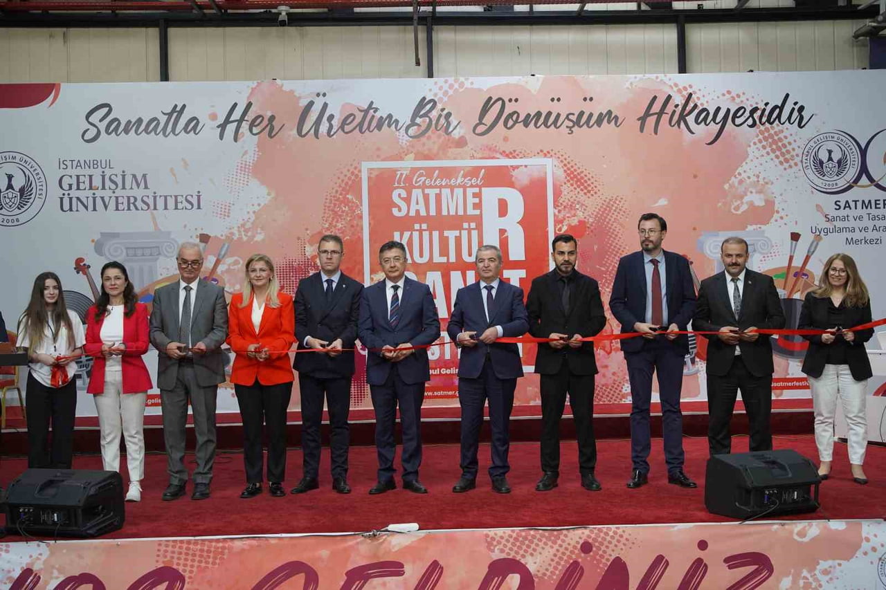 İSTANBUL GELİŞİM ÜNİVERSİTESİ SANAT VE TASARIM UYGULAMA VE ARAŞTIRMA MERKEZİ (SATMER) TARAFINDAN...