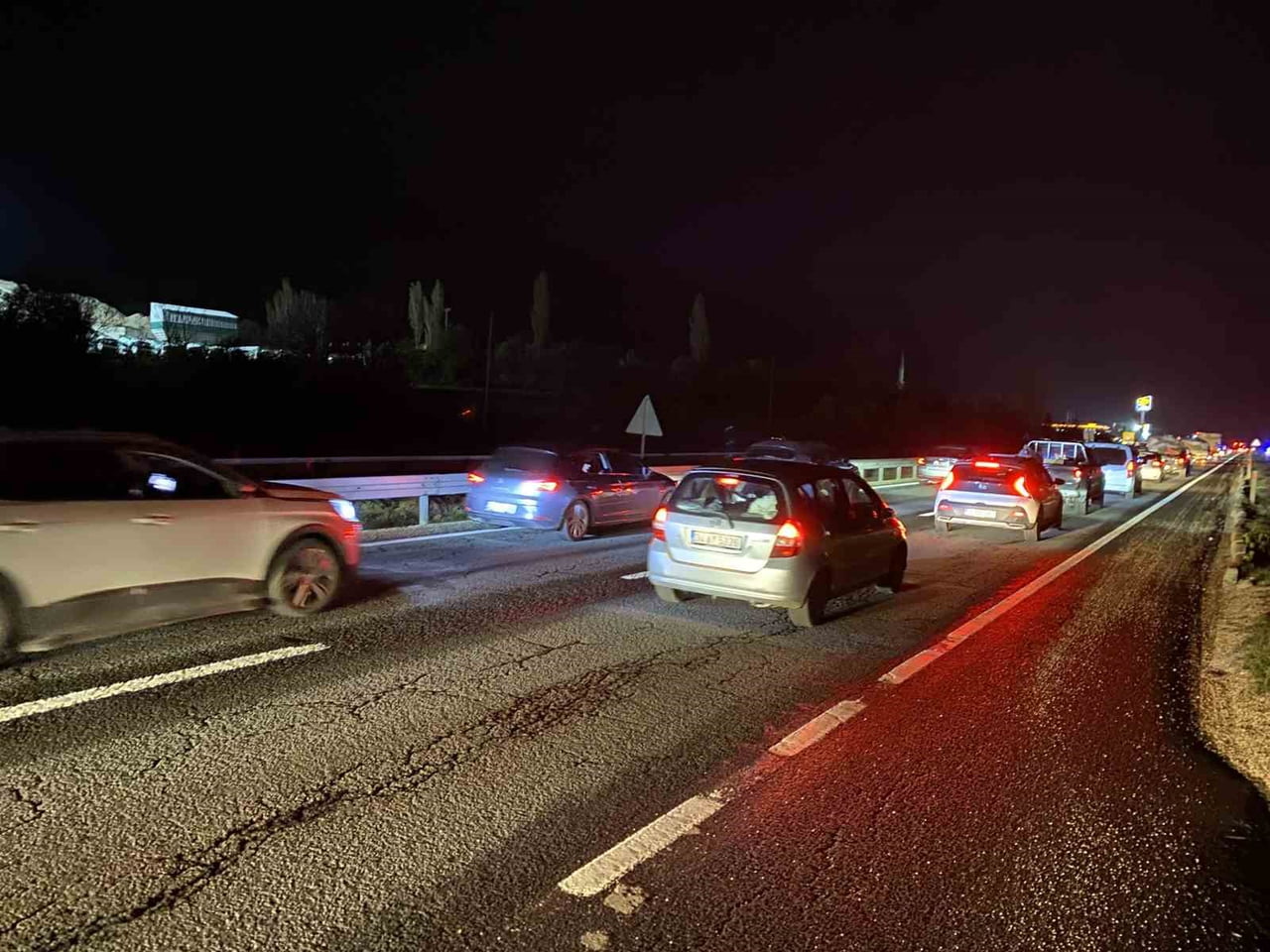 İSTANBUL’U KARADENİZ’E BAĞLAYAN VE 21 İLİN GEÇİŞ GÜZERGAHINDA YER ALAN KARABÜK’TEKİ KEMİKLİ...