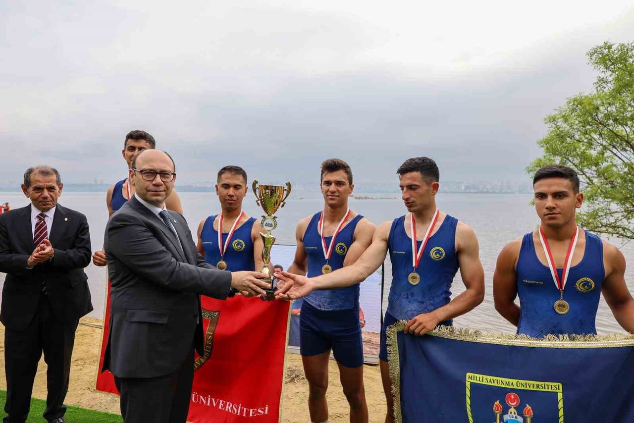 İSTANBUL ÜNİVERSİTESİ-CERRAHPAŞA EV SAHİPLİĞİNDE DÜZENLENEN "CERRAHPAŞA CUP 2026 ÜNİVERSİTELER...