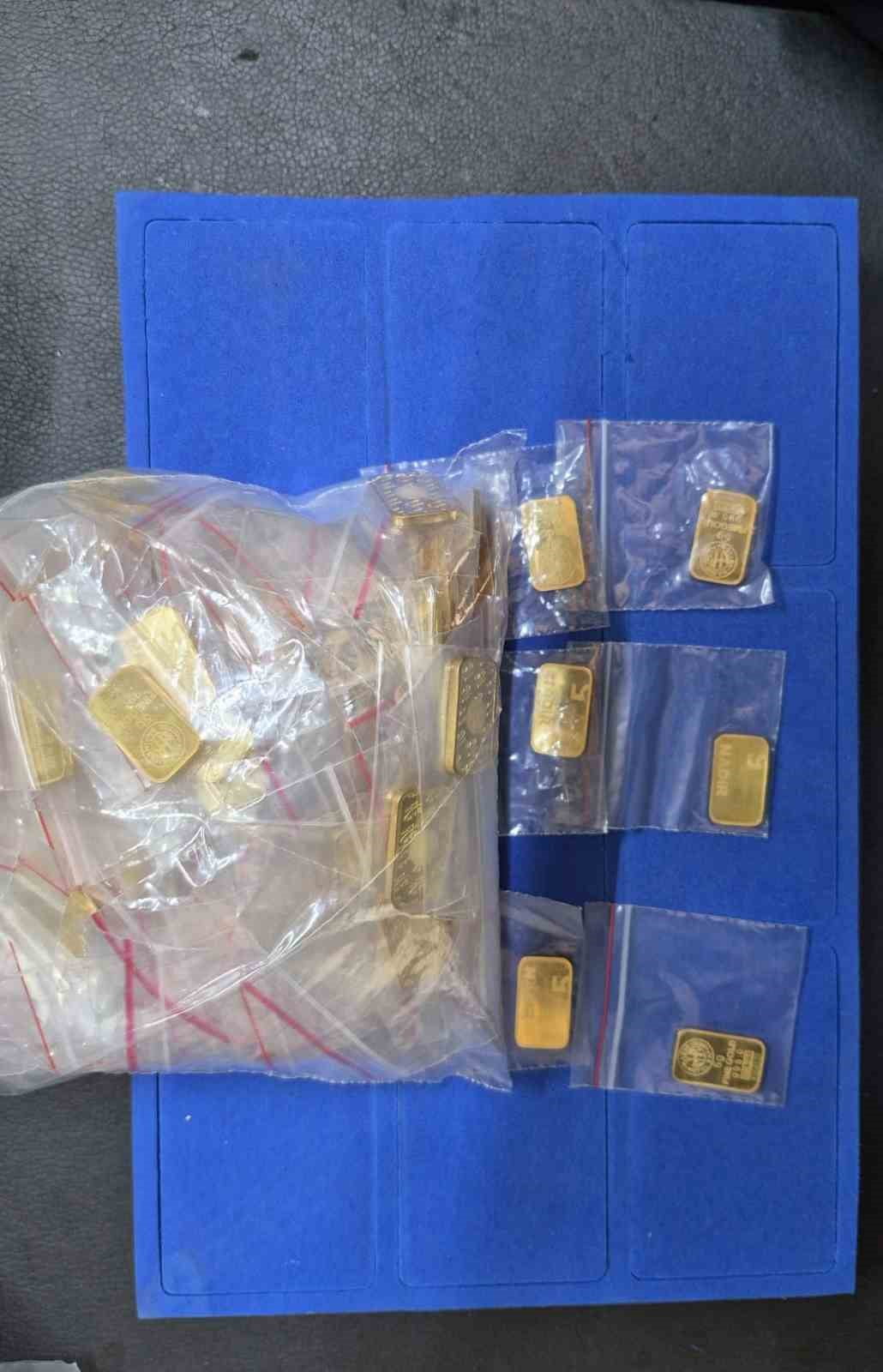 İSTANBUL ZEYTİNBURNU'NDA BİR ADRESE DÜZENLENEN OPERASYONDA 28 MİLYON 500 BİN LİRA DEĞERİNDE SAHTE...