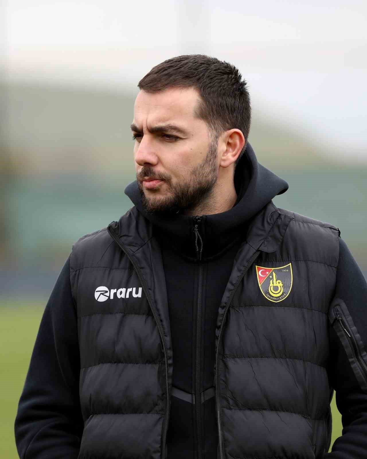 İSTANBULSPOR TEKNİK DİREKTÖRÜ BARIŞ KANBAK