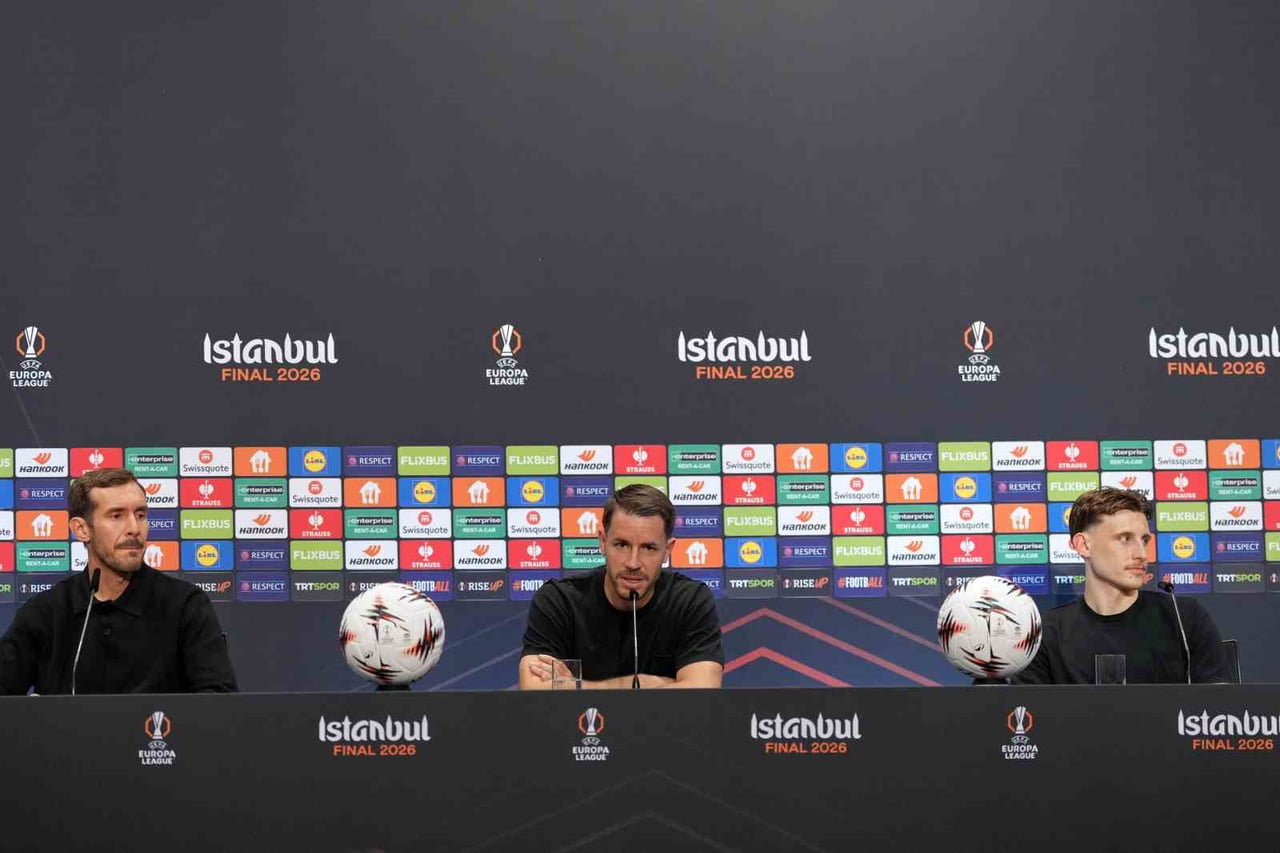 JULİAN SCHUSTER, CHRİSTİAN GÜNTER VE MAXİMİLİAN EGGESTEİN