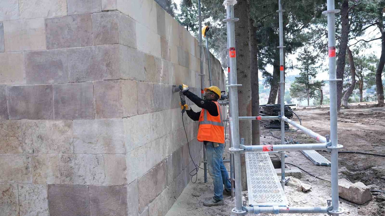 KAHRAMANMARAŞ'IN TARİHİ VE KÜLTÜRELİNDE ÖNEMLİ BİR YER TUTAN KAHRAMANMARAŞ KALESİ’NDE RESTORASYON...