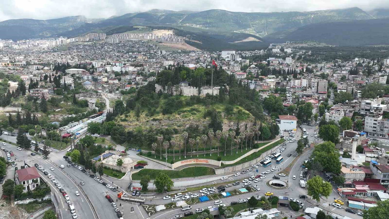 KAHRAMANMARAŞ'IN TARİHİ VE KÜLTÜRELİNDE ÖNEMLİ BİR YER TUTAN KAHRAMANMARAŞ KALESİ’NDE RESTORASYON...