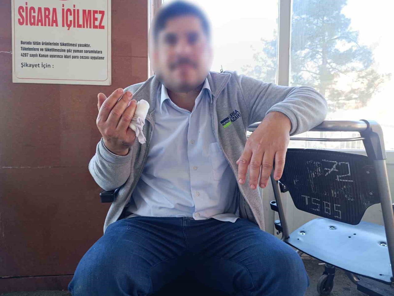 KAHRAMANMARAŞ'TA KURBAN KESİMİ SIRASINDA KENDİLERİNİ YARALAYAN VATANDAŞLAR HASTANELERE AKIN...