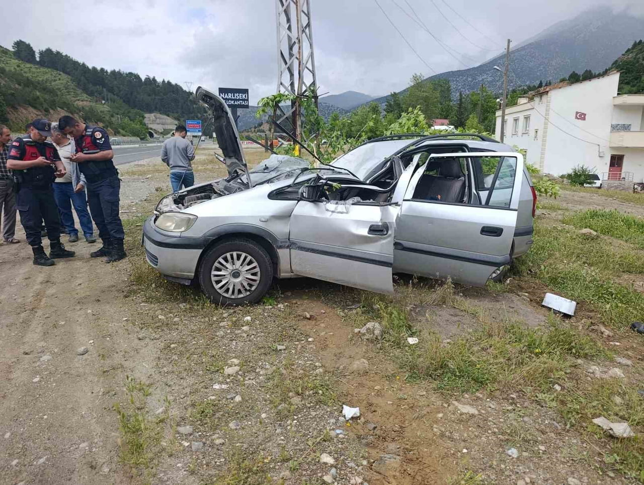 KAHRAMANMARAŞ'TA MEYDANA GELEN TRAFİK KAZASINDA 1 KİŞİ YARALANDI