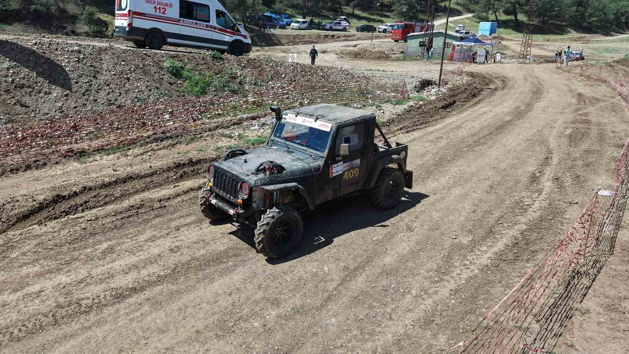 KAHRAMANMARAŞ BÜYÜKŞEHİR BELEDİYESİ VE KAHRAMANLAR OFFROAD SPOR KULÜBÜ EV SAHİPLİĞİNDE DÜZENLENEN...