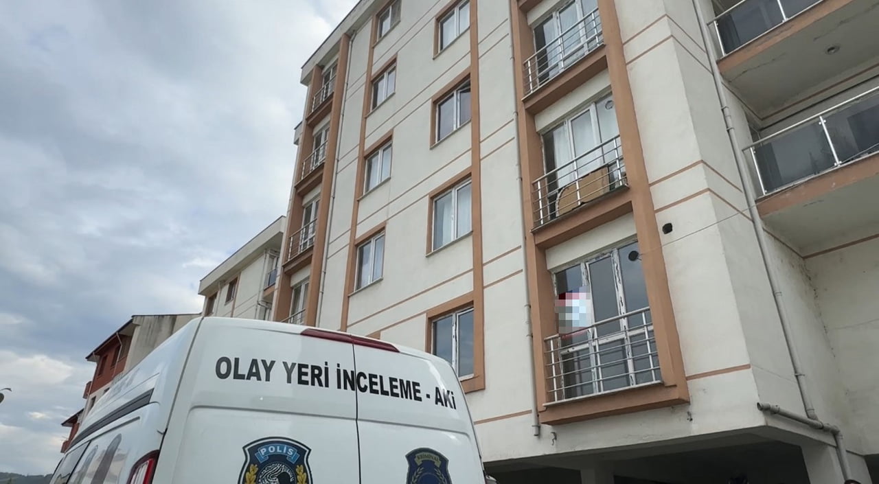 KARABÜK’TE KARBONMONOKSİT GAZINDAN ZEHİRLENEN BİR KİŞİ EVİNDE  ÖLÜ BULUNDU.