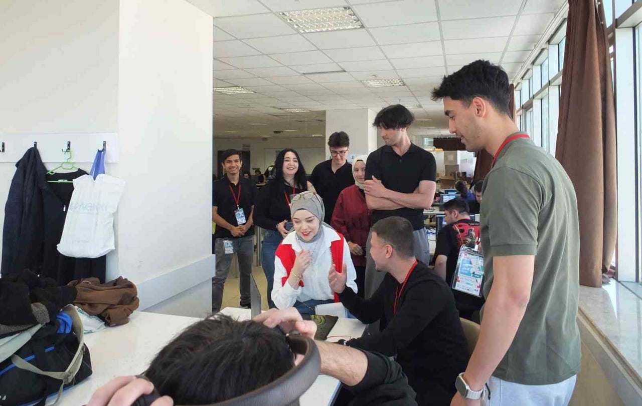 KARABÜK ÜNİVERSİTESİ (KBÜ) BÜNYESİNDE GERÇEKLEŞTİRİLEN KBÜ GAMEJAM 2026 BAHAR ETKİNLİĞİ, GENÇLERİ...