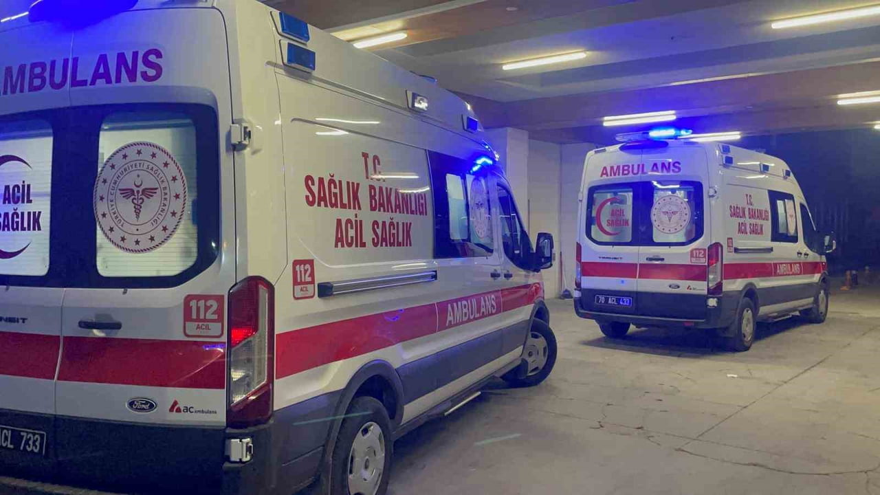 KARAMAN’DA BİR KADIN, TARTIŞTIĞI DİNİ NİKAHLI KOCASINI KARNINDAN BIÇAKLAYARAK YARALADI.
