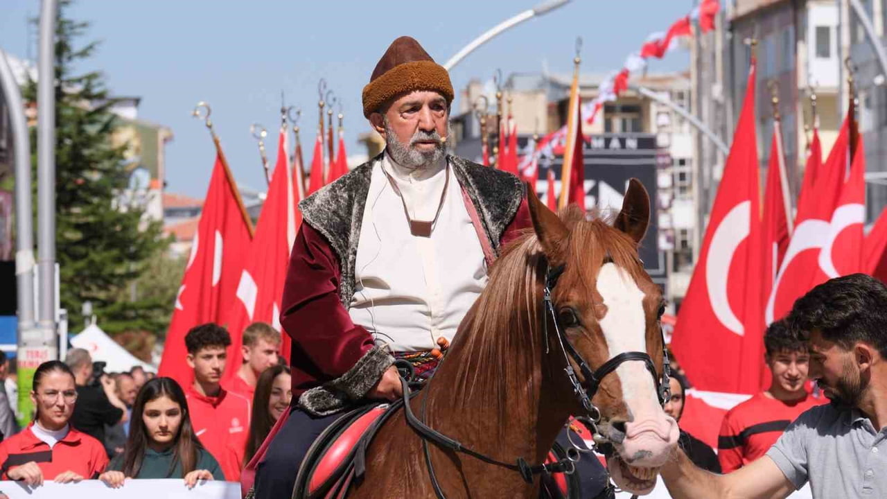 KARAMAN’DA BU YIL 749’UNCUSU KUTLANAN TÜRK DİL BAYRAMI VE YUNUS EMRE’Yİ ANMA ETKİNLİKLERİ...