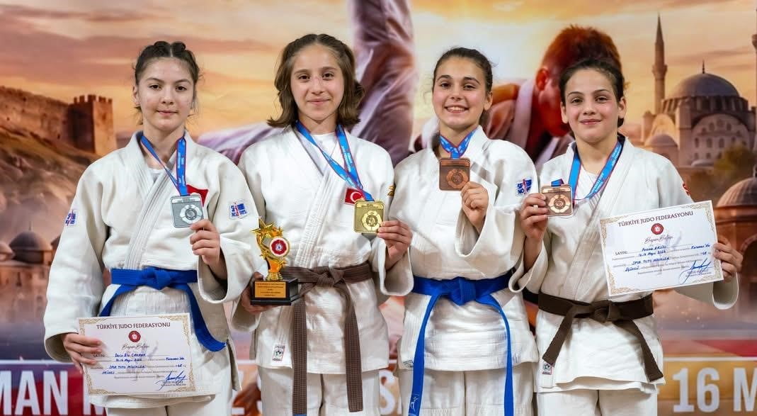 KARAMAN’DA DÜZENLENEN 749. TÜRK DİL BAYRAMI VE YUNUS EMRE'Yİ ANMA ETKİNLİKLERİ ÇERÇEVESİNDE SPOR...