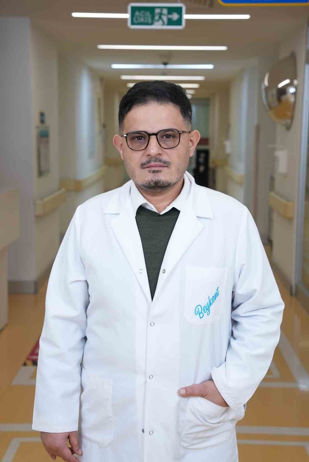 KARDİYOLOJİ UZMANI PROF. DR. TAYYAR GÖKDENİZ