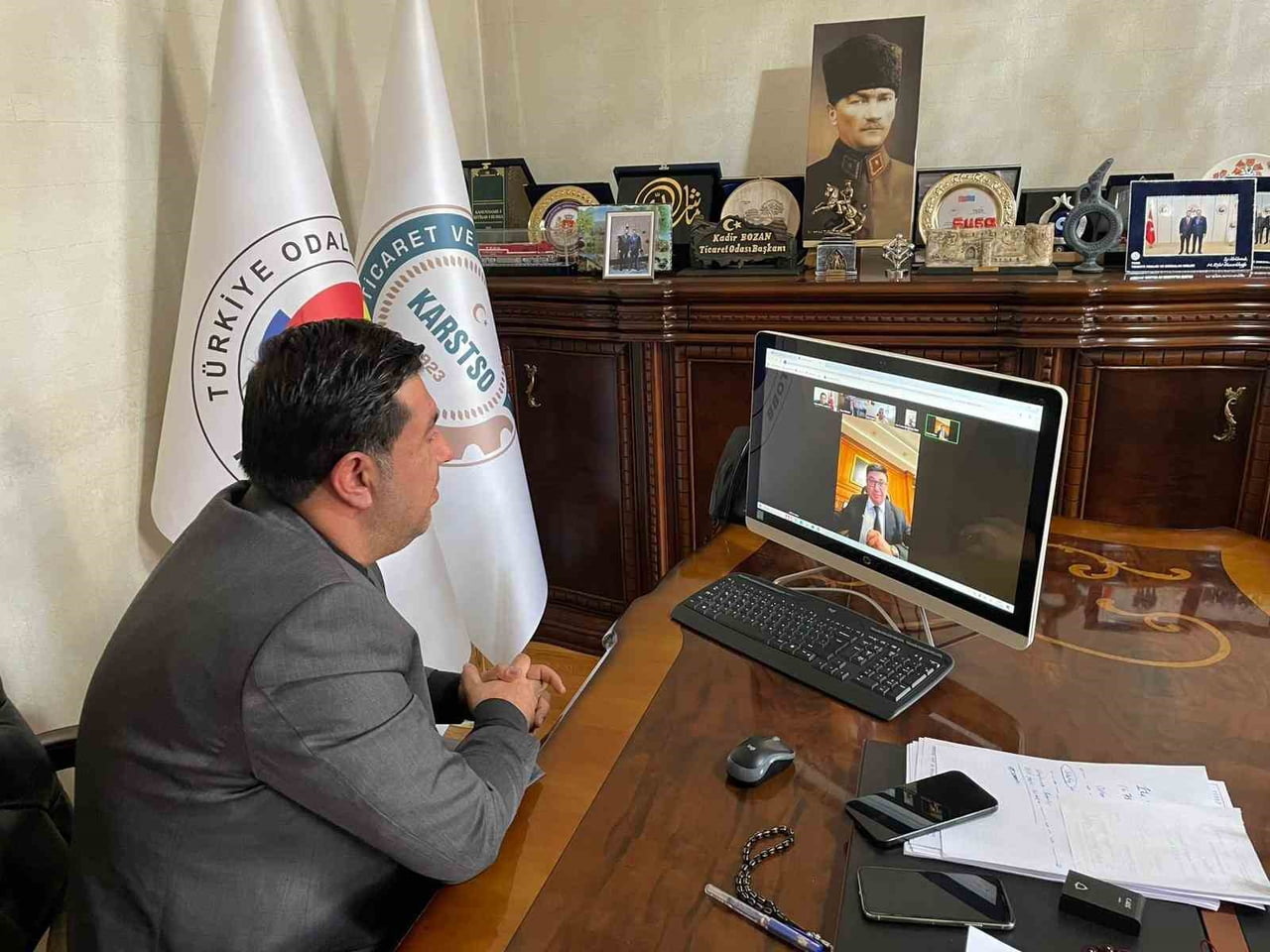 KARS İLE BAKÜ ARASINDA DİREKT UÇUŞ İÇİN KRİTİK TOPLANTI(KARS-İHA)