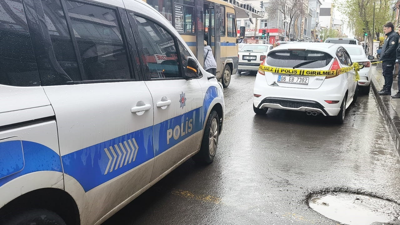 KARS’TA SİLAHLI KAVGA: 1 YARALI(KARS-İHA)