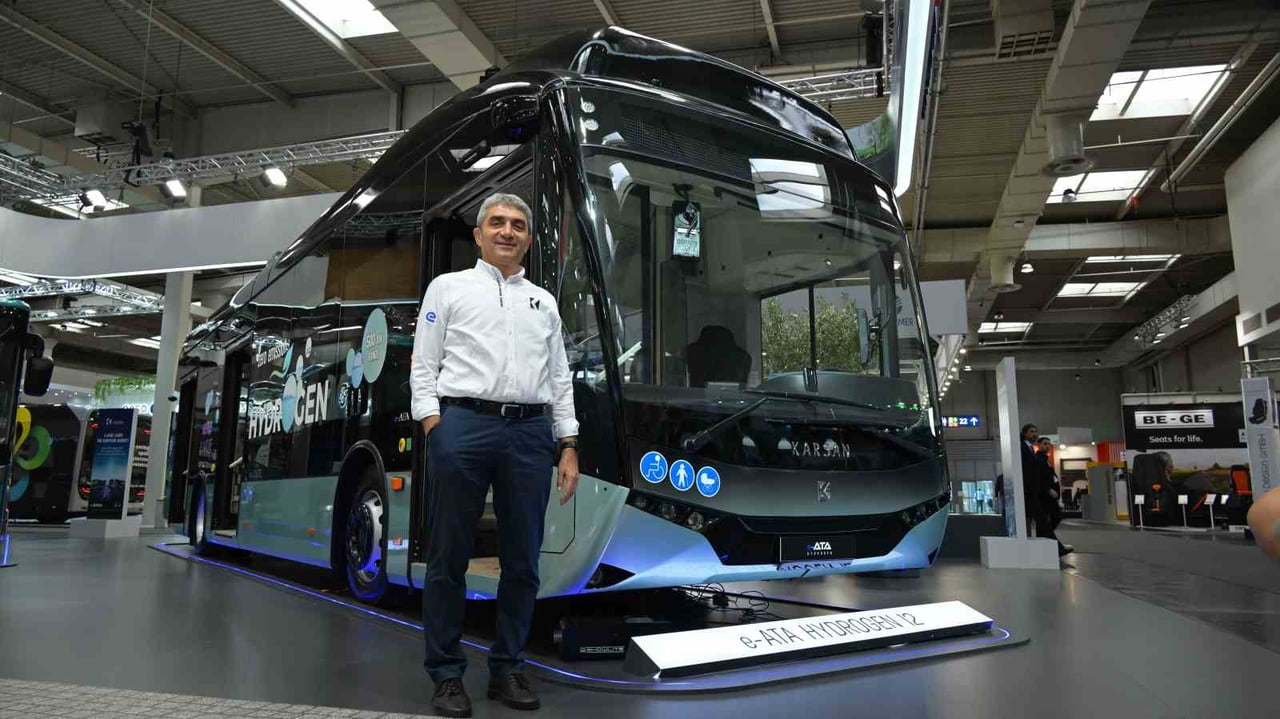 KARSAN CEO'SU OKAN BAŞ