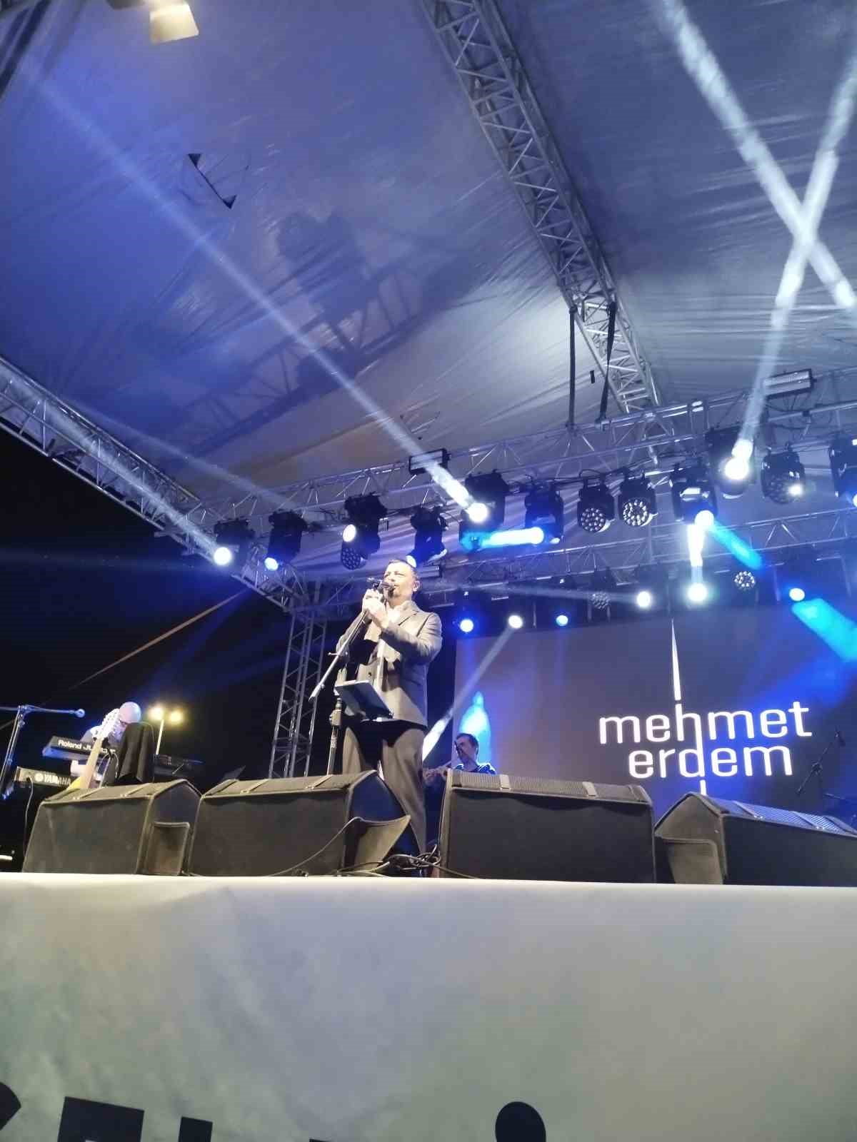 KARTAL BELEDİYESİ TARAFINDAN DÜZENLENEN 19 MAYIS ATATÜRK'Ü ANMA, GENÇLİK VE SPOR BAYRAMI...